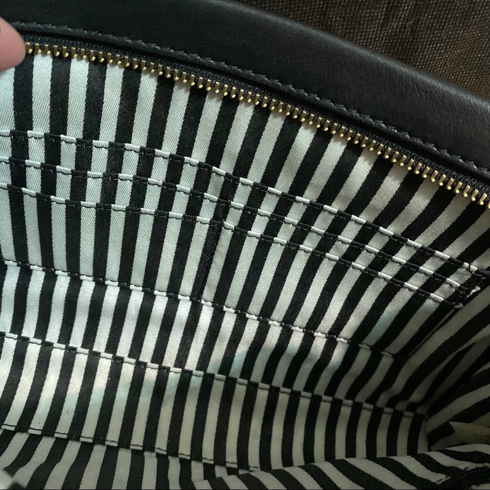 Kate Spade ♠️ clutch - Picture 3 of 5